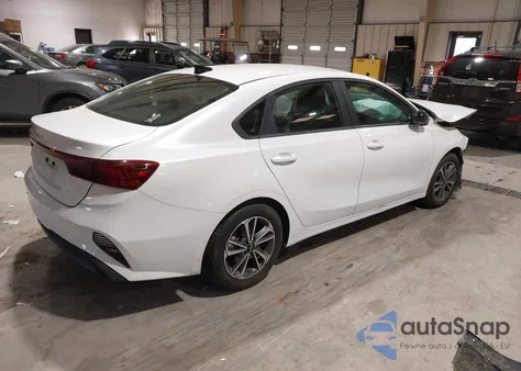 2024 Kia Forte Lxs из США, поврежденный, VIN 3KPF24AD5RE735431